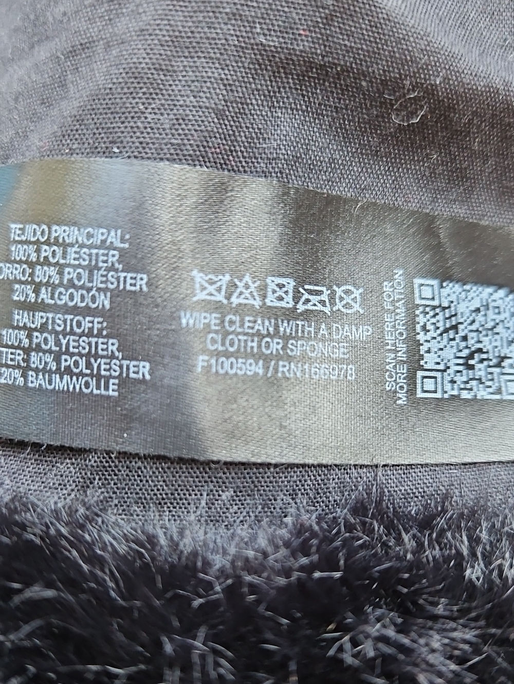 NWOT ASOS Design Black Faux Fur Roll Back Bucket Hat Size M-L - Picture 13 of 16